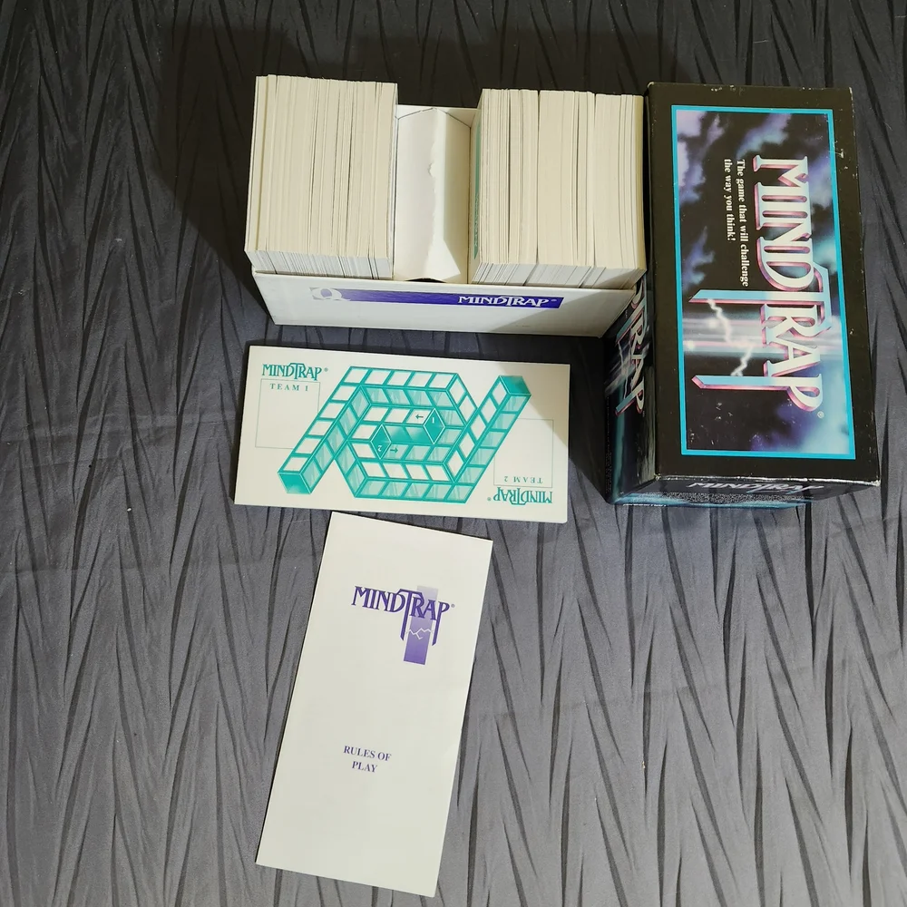 Pressman 1996 MindTrap Puzzle Game - Black and Purple - Picture 2 of 2